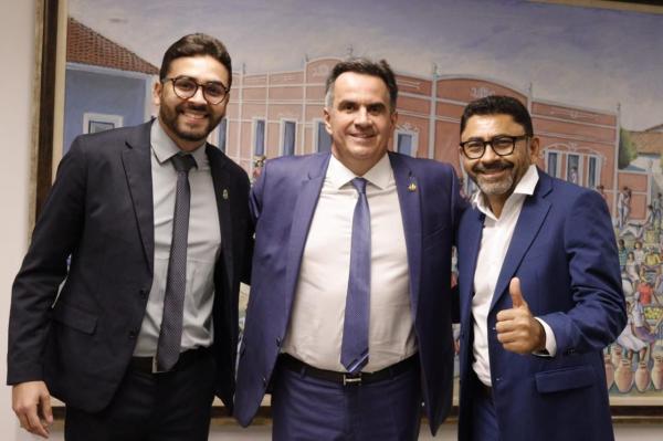 Recebendo prefeitos e lideran&ccedil;as, Ciro Nogueira fala sobre estar consolidado em primeiro lugar nas pesquisas(Imagem:Ascom)