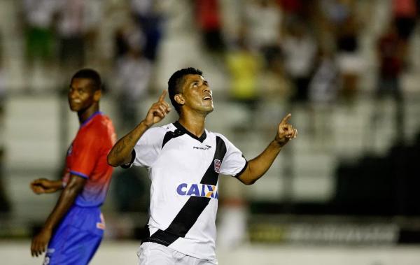 Marlon passou pelo Vasco em 2014.(Imagem:Marcos Tristão/Agência O Globo)