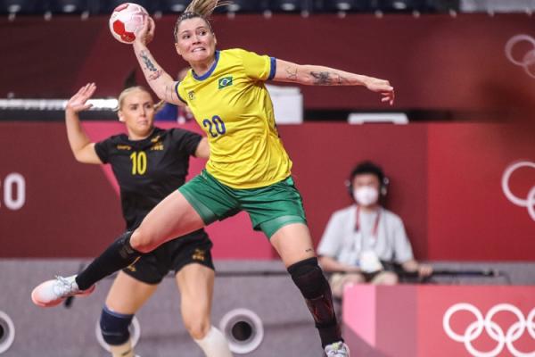 Brasil perde da Suécia no handebol feminino e decide classificação com a França(Imagem:Reprodução)