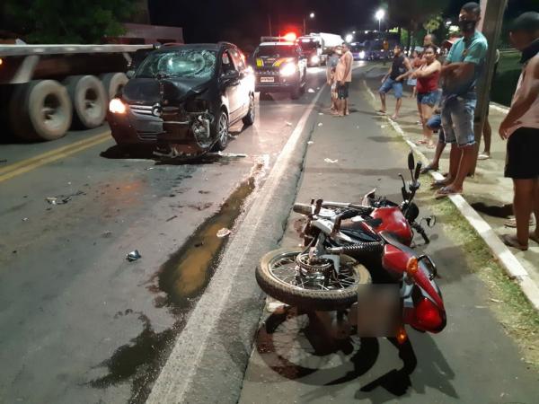 Acidente em Campo Maior entre carro e moto deixou dois feridos.(Imagem:Divulgação/PRF-PI)