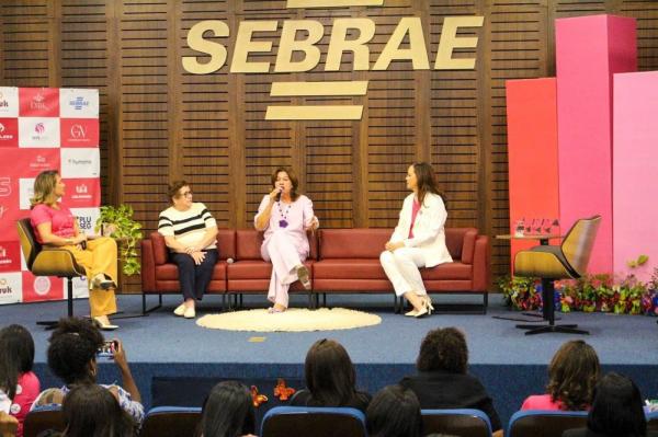 Secretária das Mulheres debate empreendedorismo feminino no 4º Fórum Mulheres de Negócios.(Imagem:Divulgação)