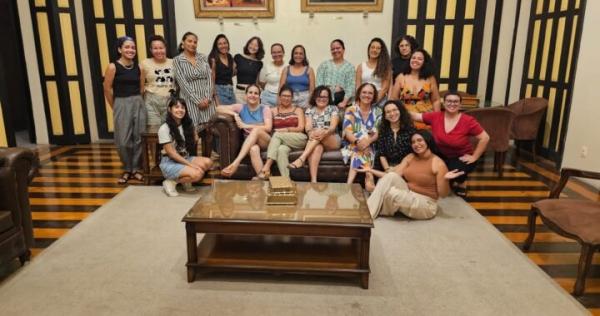 Oficina de aquarela valoriza arte feminina no Sesc Caixeiral.(Imagem:Divulga&ccedil;&atilde;o)