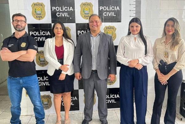 Delegado Geral visita Delegacia de Floriano para fortalecer compromisso com a comunidade local.(Imagem:Reprodução/Instagram)