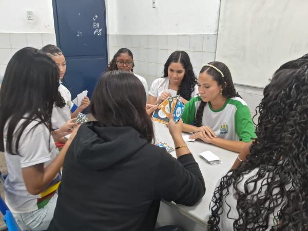 Proibi&ccedil;&atilde;o de celulares nas escolas do Piau&iacute; completa um ano; medida melhorou conviv&ecirc;ncia no ambiente(Imagem:Verbena Roque)