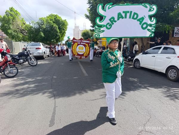 Gin&aacute;sio Primeiro de Maio celebra 69 anos com desfile c&iacute;vico e homenagens em Floriano.(Imagem:FlorianoNews)