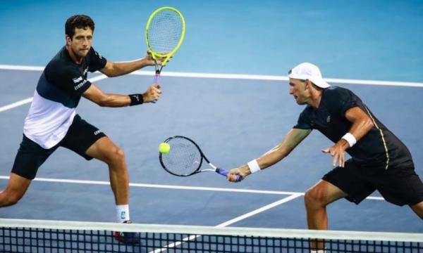 Marcelo Melo e Lukasz Kubot vencem e estão nas quartas de final em Colônia(Imagem:Reprodução)