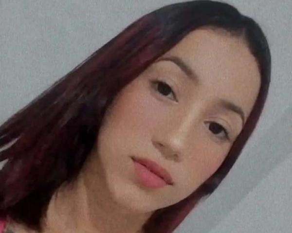 Thaynara Silva Sousa, de 17 anos, morreu afogada durante brincadeira no rio Parnaíba, em Floriano.(Imagem:Divulgação)