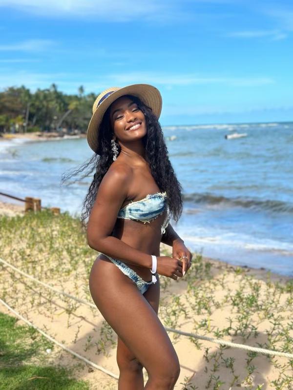 Erika Januza(Imagem:Reprodução/Instagram)
