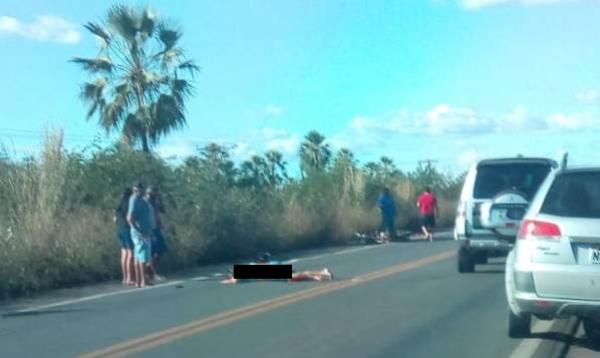 Motociclista morre após colidir em carreta na BR-343, em Campo Maior(Imagem:Reprodução)