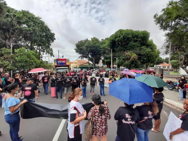  SINTE-PI protesta em frente ao Palácio de Karnak.(Imagem:Jonas Carvalho )