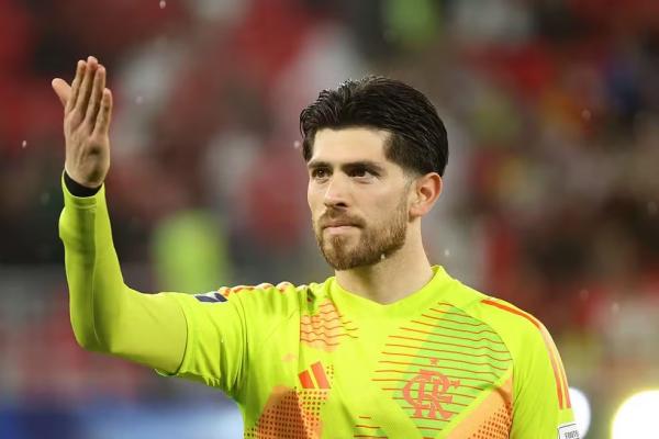 Agust&iacute;n Rossi, do Flamengo(Imagem:Tnani Badreddine/DeFodi Images/DeFodi via Getty Im)