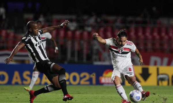 São Paulo empata com o Ceará em 1 a 1 na reestreia de Rogério Ceni(Imagem:Reprodução)