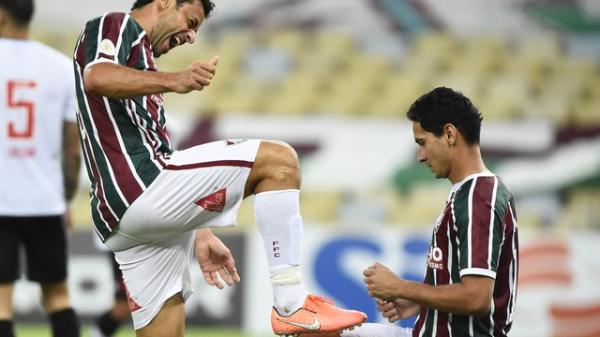 Fred comemora seu gol com Ganso em Fluminense x Vasco.(Imagem:André Durão)