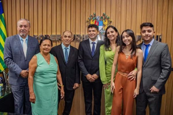 Filho de lavradores toma posse como juiz no Tribunal de Justiça do Piauí.(Imagem:Divulgação/TJPI)