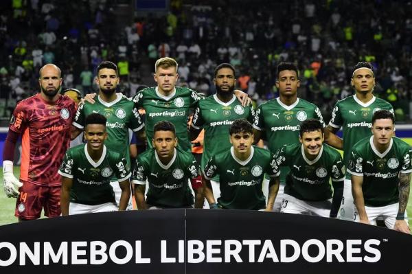 Palmeiras antes de enfrentar o Sporting Cristal na Libertadores.(Imagem:Marcos Ribolli)