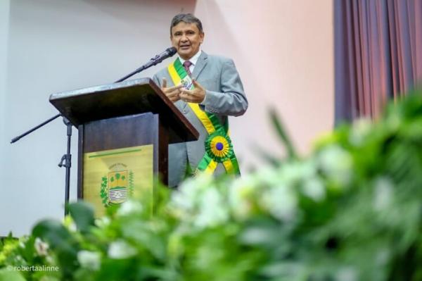 Wellington Dias participa de solenidades em alusão ao 199º Aniversário de Adesão à Independência do Brasil(Imagem:Roberta Alinne)