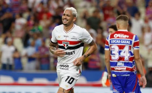 Gol de Luciano em Fortaleza x São Paulo(Imagem:Rubens Chiri/Saopaulofc.net)