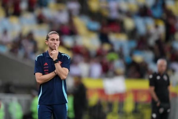Filipe Luís em Flamengo x Botafogo-PB(Imagem:Thiago Ribeiro/AGIF)