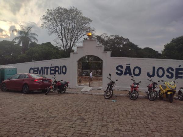 Cemitério São José(Imagem:FlorianoNews)