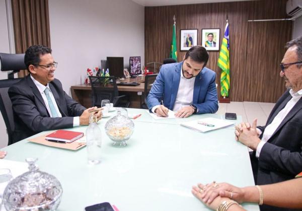 Curso de pós-graduação em Gestão Escolar vai capacitar gestores de Parnaíba e região.(Imagem:Divulgação)