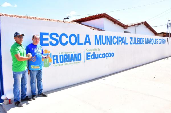 Vereadores participam de entregas do mercado público e escola no Amolar.(Imagem:CMF)