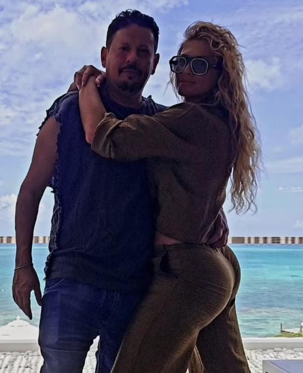 Lívia Andrade com o marido, o empresário Marcos Araújo.(Imagem:Reprodução/Instagram)
