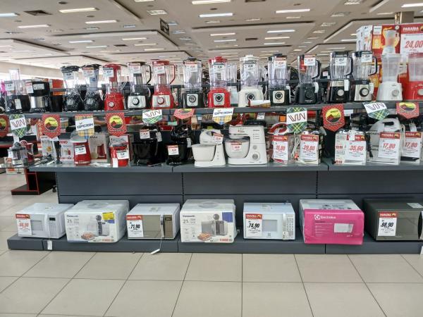 Gerente F. Costa anuncia Arraiá no Armazém Paraíba de Floriano com ofertas especiais para o São João(Imagem:FlorianoNews)