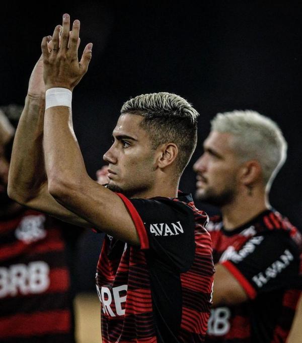 Com o caso dado como concluído e pendente somente por questões burocráticas, o Flamengo se movimenta no mercado em busca de prioridades emergenciais: um goleiro e um atacante de la(Imagem:Reprodução)