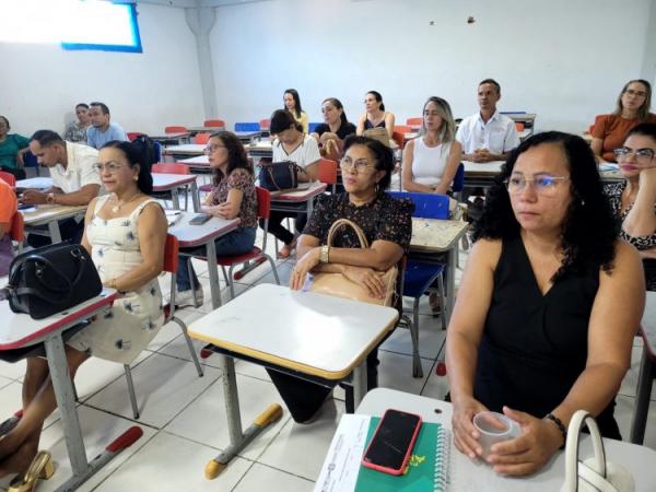 Educação de Floriano promove II Percurso Formativo do PPAIC para fortalecer a alfabetização na idade(Imagem:Secom)