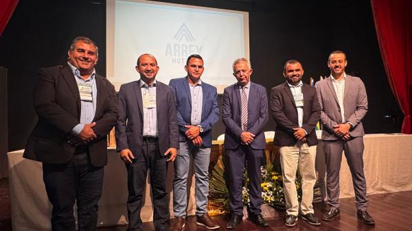  Poder Legislativo de Floriano prestigia o Encontro Regional de Vereadores em Oeiras(Imagem:CMF)