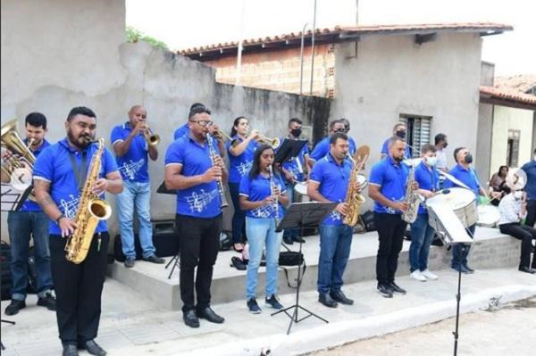 Prefeitura de Floriano inaugura obras de pavimentação em ruas do bairro Meladão.(Imagem:Reprodução/Instagram)