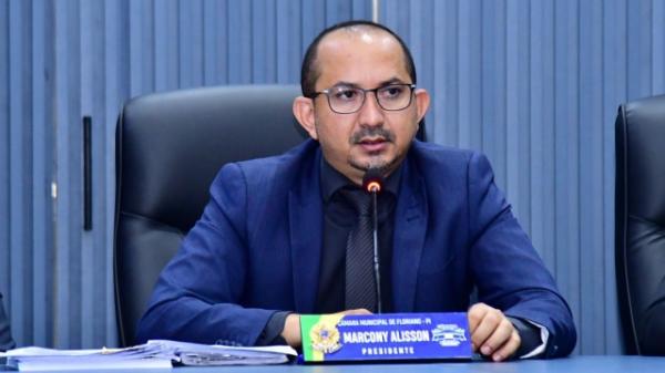 Em sua reflexão, Marcony relembrou a história de dedicação e zelo da professora na arte de ensinar.(Imagem:CMF)