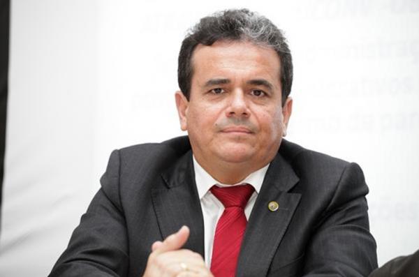 Deputado Henrique Pires (MDB)(Imagem:Divulgação)