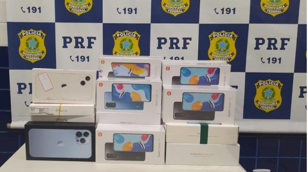 PRF apreende 25 smartphones importados ilegalmente(Imagem:Divulgação/PRF)