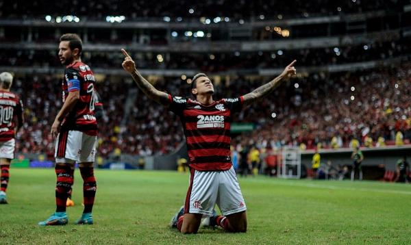 Flamengo consolida reação no Brasileiro com goleada sobre Juventude.(Imagem:Flamengo/Marcelo Cortes)