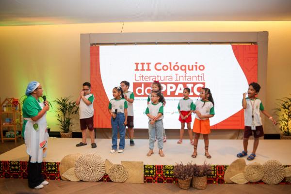 Colóquio promovido pela Seduc mostra como crianças podem aprender brincando(Imagem:Letícia Santos)