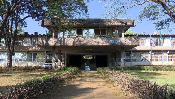 Concursos públicos da Unesp de Presidente Prudente (SP) têm remunerações mensais que chegam a quase R$ 20 mil.(Imagem:Reprodução/TV Fronteira)