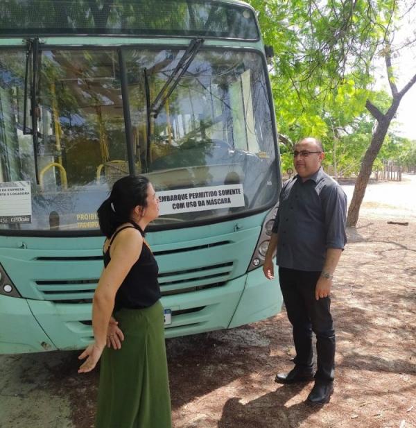 Secretaria de Educação de Floriano realiza vistoria no transporte escolar do município.(Imagem:Secom)