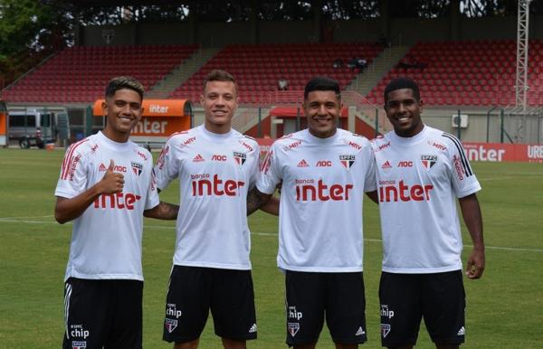 Gustavo Maia Lucas Sena Galeano Marcos Júnior São Paulo.(Imagem:Felipe Espíndola / saopaulofc.net)