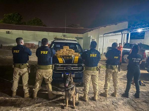 PRF apreende 20 Kg de pasta base de cocaína em Picos.(Imagem:Divulgação/PRF)