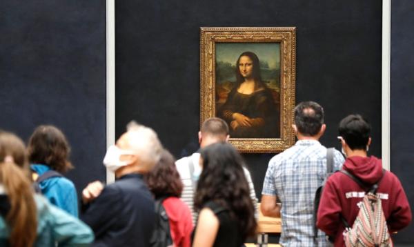 O museu do Louvre, em Paris, vai leiloar a oportunidade de ver de perto o quadro 