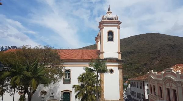  Filha de Tiradentes foi batizada na Igreja Matriz de Nossa Senhora do Pilar.(Imagem:Thais Pimentel/G1 )