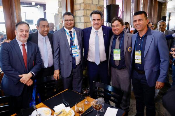 Ciro Nogueira reúne mais de 500 pessoas, sendo cerca de 150 prefeitos piauienses, em Brasília(Imagem:Ascom)