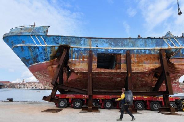 Bienal de Arte de Veneza promove reflexão sobre as migrações.(Imagem:Tiziana FABI / AFP)