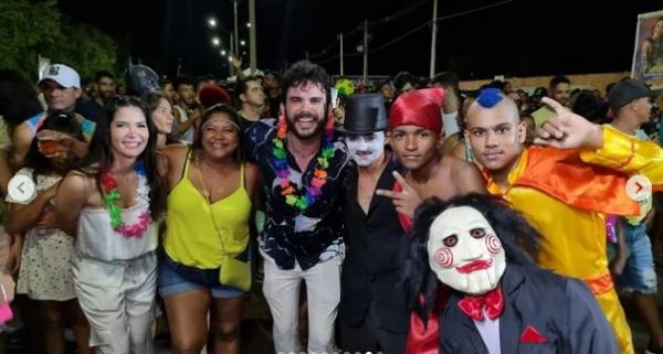 Primeiro Corso de Carnaval em Floriano é um sucesso absoluto e marca história na Princesa do Sul.(Imagem:Reprodução/Instagram)