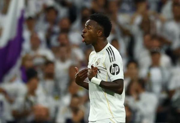 Vini Jr. questionou substituição no meio do segundo tempo.(Imagem:Reuters)