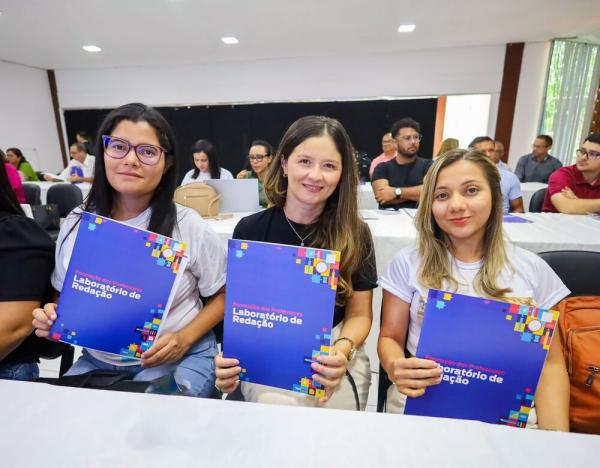 Estudantes da rede estadual participam de seleção para 1.260 vagas do projeto Laboratório de Redação(Imagem:Divulgação)