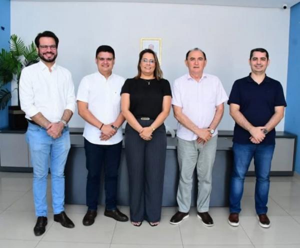 Prefeito Ant&ocirc;nio Reis alinha a&ccedil;&otilde;es para o Carnaval e planejamento financeiro de Floriano(Imagem:Reprodu&ccedil;&atilde;o/Instagram)