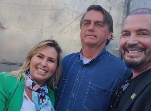 Conrado e Andréa Sorvetão com Jair Bolsonaro.(Imagem:Reprodução/Instagram)