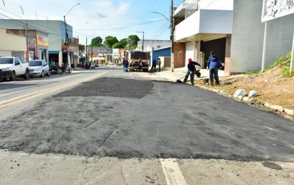 Infraestrutura retoma operação tapa-buracos em ruas e avenidas do Centro da cidade.(Imagem:Secom)